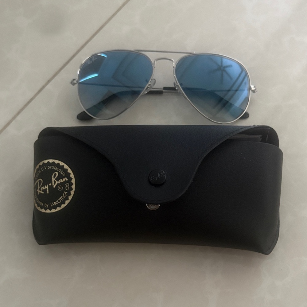 Ray-Ban Silver Aviator Sunglasses with Blue Lenses